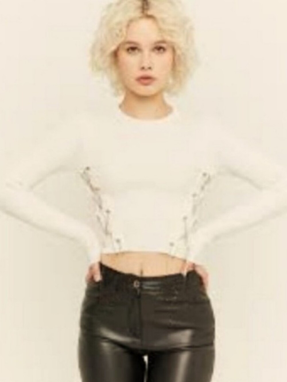 Bodycon Ribbed White Lace-Up Crop Long Sleeve Top - Women